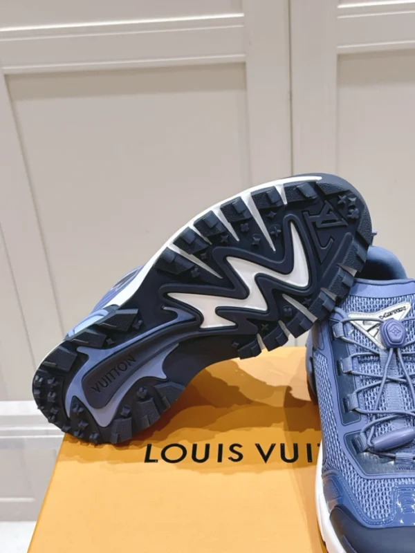 LV Runner Tatic Sneaker - RLS110