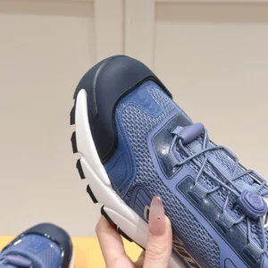 LV Runner Tatic Sneaker - RLS110