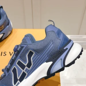 LV Runner Tatic Sneaker - RLS110