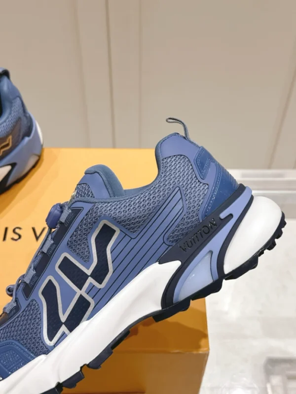 LV Runner Tatic Sneaker - RLS110