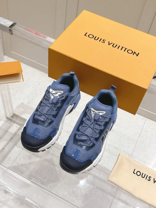 LV Runner Tatic Sneaker - RLS110