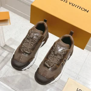 LV Runner Tatic Sneaker - RLS111