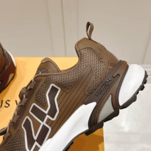 LV Runner Tatic Sneaker - RLS111