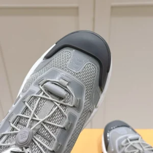 LV Runner Tatic Sneaker - RLS112