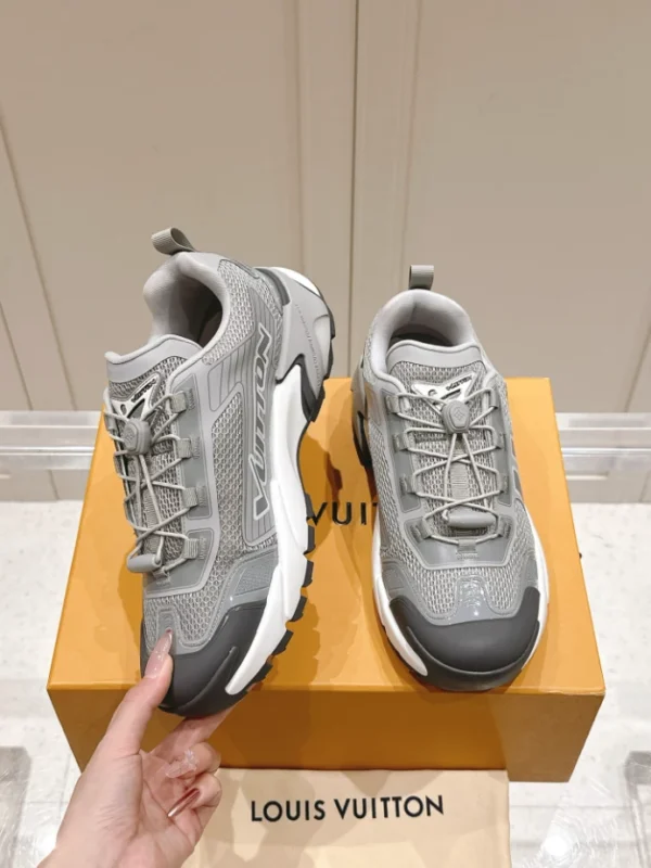 LV Runner Tatic Sneaker - RLS112