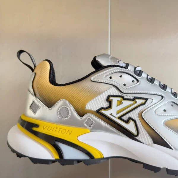 LV Runner Tatic Sneaker - RLS122
