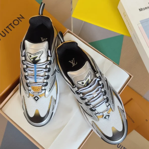 LV Runner Tatic Sneaker - RLS122