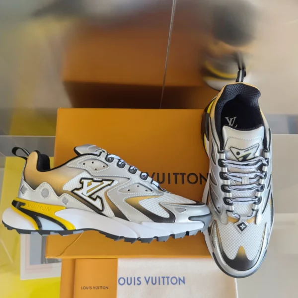 LV Runner Tatic Sneaker - RLS122