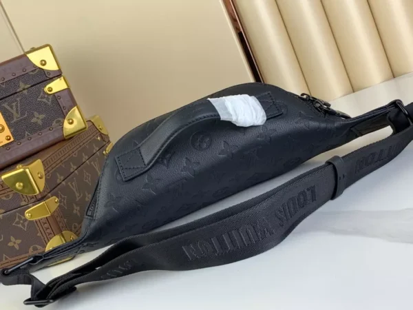LV Rush Bumbag Black Monogram Canvas - RBV48