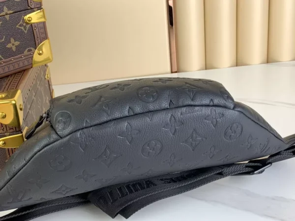LV Rush Bumbag Black Monogram Canvas - RBV48