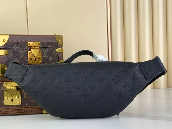LV Rush Bumbag Black Monogram Canvas - RBV48