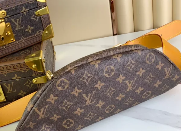 LV Rush Bumbag Brown Monogram Dust Canvas - RBV51