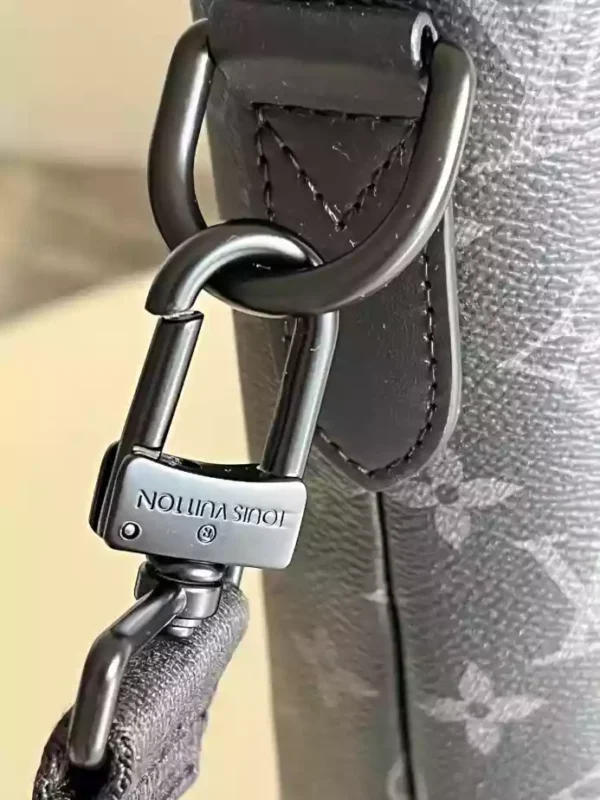 LV Saumur Tote Bag Monogram Eclipse - RBV28