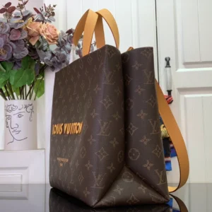 LV Shopper Tote MM Autres Cuirs Monogram - RBV64