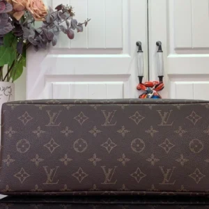 LV Shopper Tote MM Autres Cuirs Monogram - RBV64