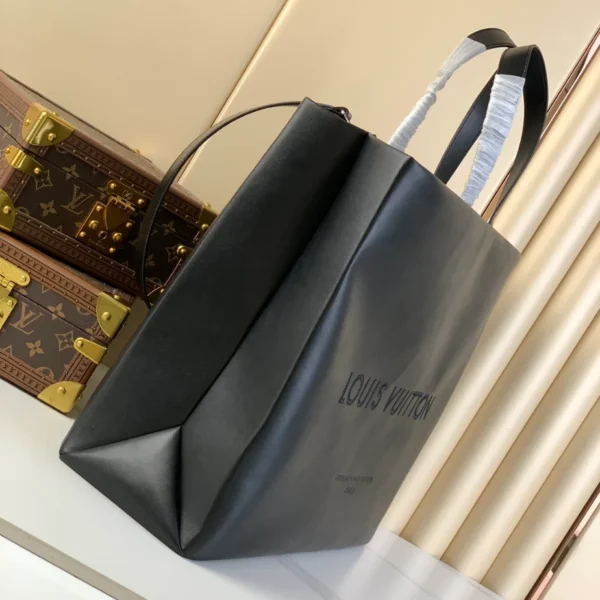 LV Shopper Tote MM Other Leathers - RBV62