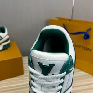 LV Trainer Maxi Sneaker - RLS133