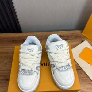 LV Trainer Maxi Sneaker - RLS132