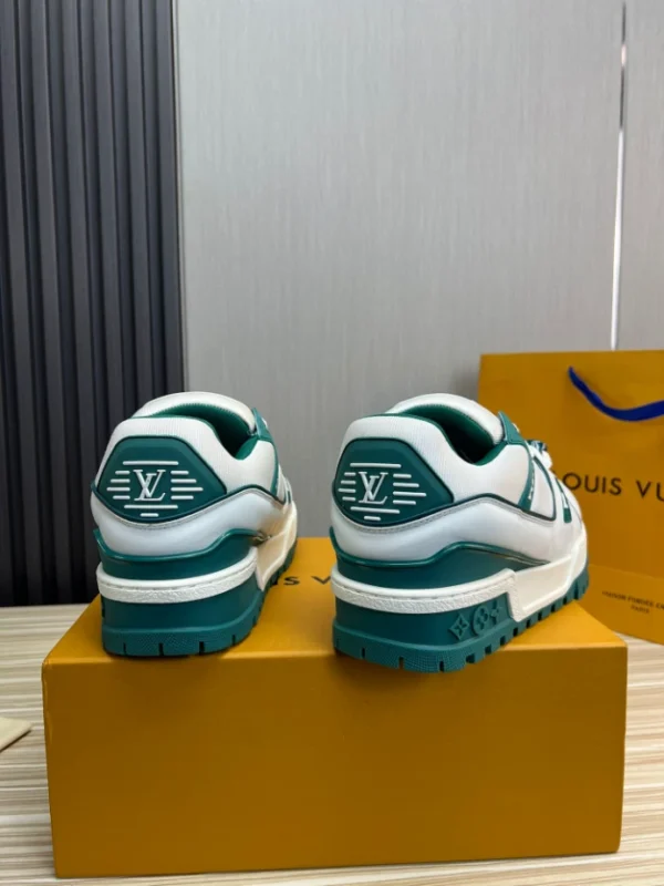 LV Trainer Maxi Sneaker - RLS133