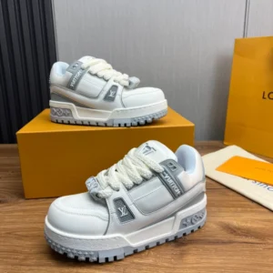 LV Trainer Maxi Sneaker - RLS132