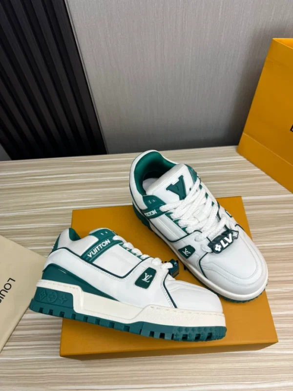 LV Trainer Maxi Sneaker - RLS133