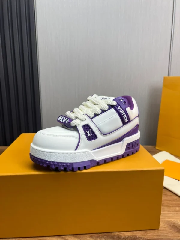 LV Trainer Maxi Sneaker - RLS131