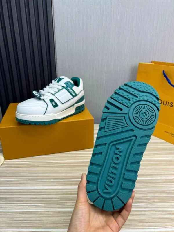 LV Trainer Maxi Sneaker - RLS133