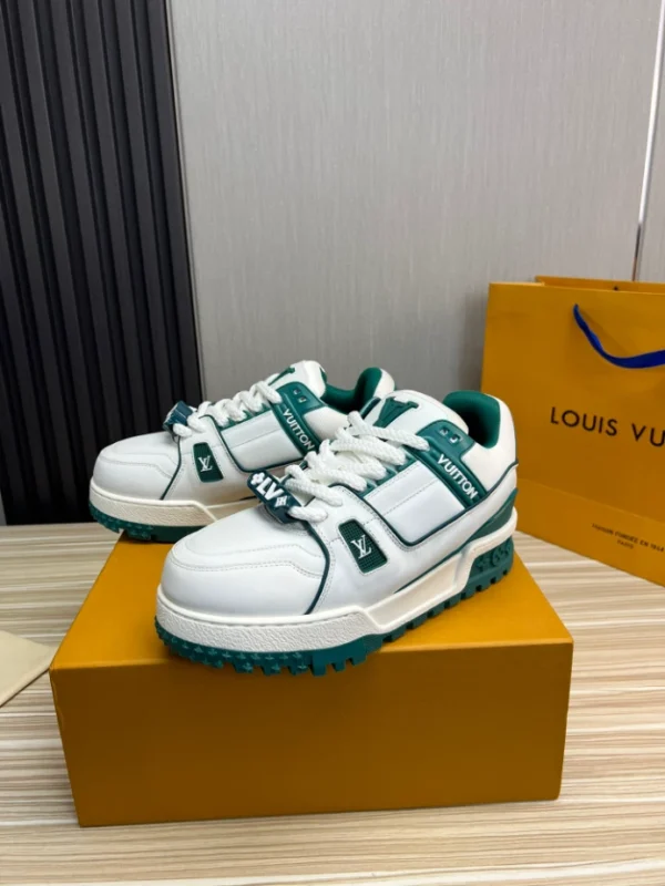 LV Trainer Maxi Sneaker - RLS133