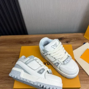 LV Trainer Maxi Sneaker - RLS132