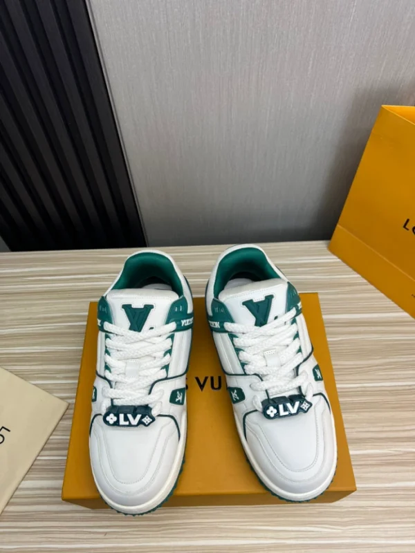 LV Trainer Maxi Sneaker - RLS133
