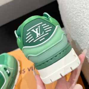 LV Trainer Maxi Sneaker - RLS113