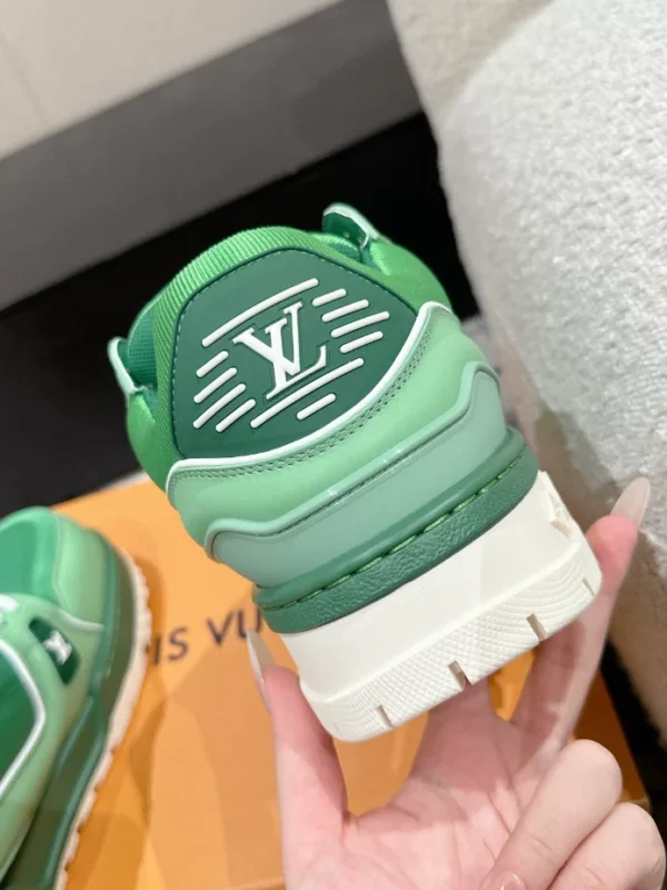 LV Trainer Maxi Sneaker - RLS113