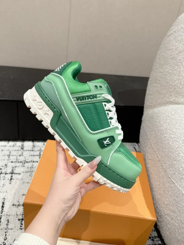 LV Trainer Maxi Sneaker - RLS113