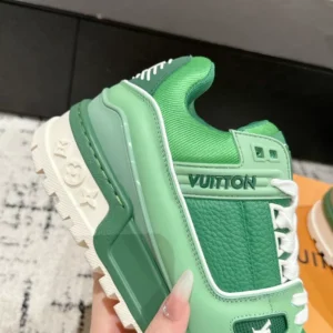 LV Trainer Maxi Sneaker - RLS113
