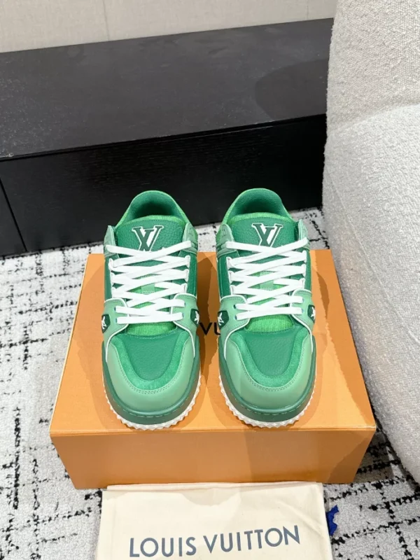 LV Trainer Maxi Sneaker - RLS113