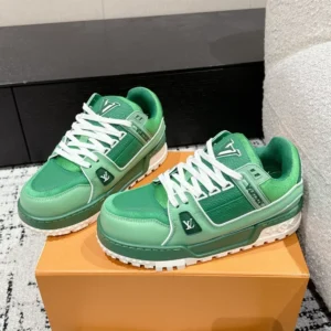 LV Trainer Maxi Sneaker - RLS113