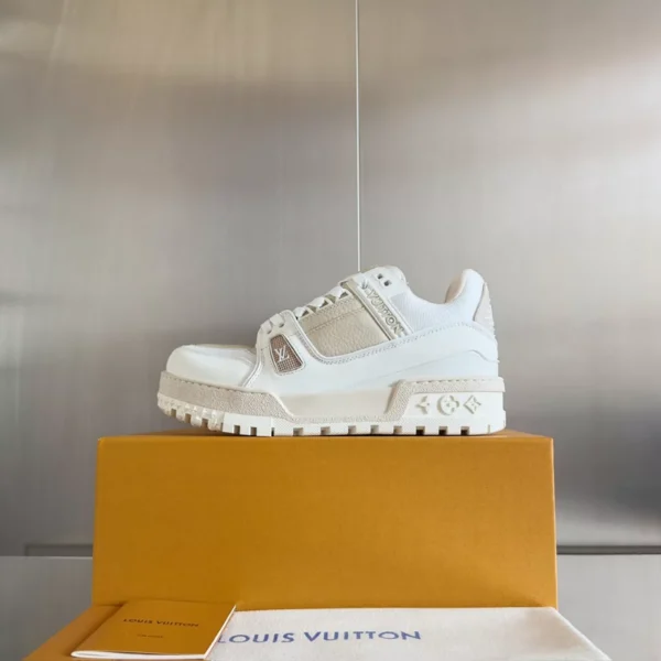 LV Trainer Maxi Sneaker - RLS115