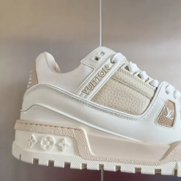 LV Trainer Maxi Sneaker - RLS115