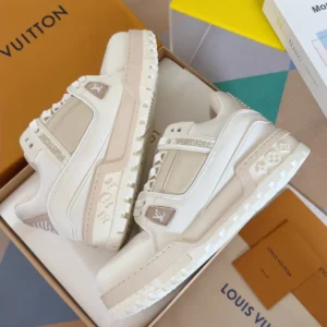 LV Trainer Maxi Sneaker - RLS115