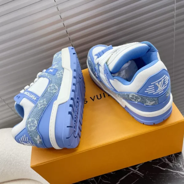 LV Trainer Maxi Sneaker - RLS117