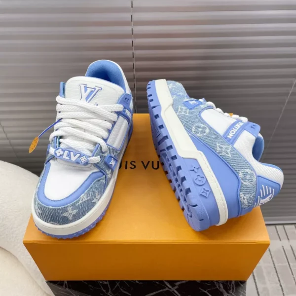 LV Trainer Maxi Sneaker - RLS117