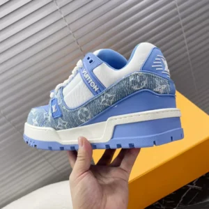 LV Trainer Maxi Sneaker - RLS117