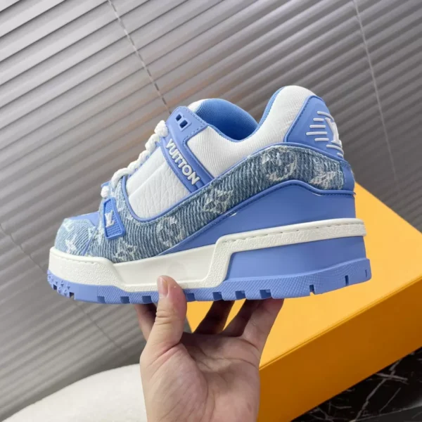 LV Trainer Maxi Sneaker - RLS117