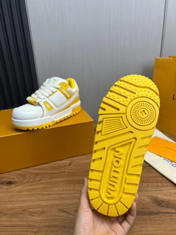 LV Trainer Maxi Sneaker - RLS134