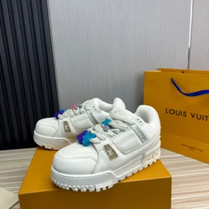 LV Trainer Maxi Sneaker - RLS136