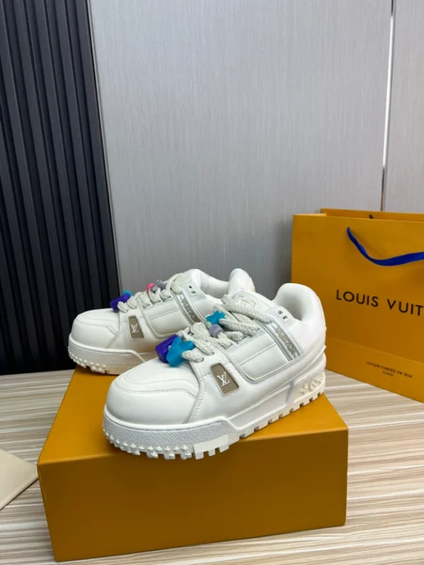 LV Trainer Maxi Sneaker - RLS136