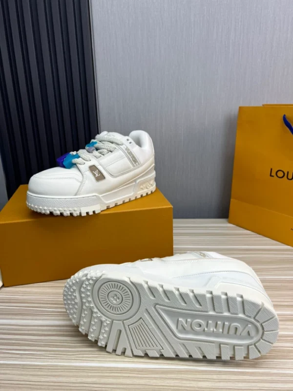 LV Trainer Maxi Sneaker - RLS136