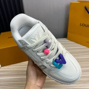 LV Trainer Maxi Sneaker - RLS136