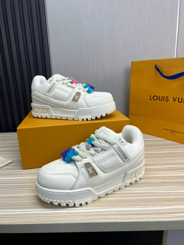 LV Trainer Maxi Sneaker - RLS136