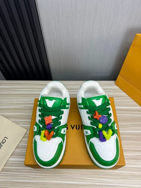 LV Trainer Maxi Sneaker - RLS138